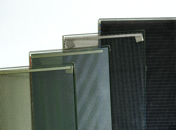Why Choose E7 Solar Glass - High Efficiency and Durability